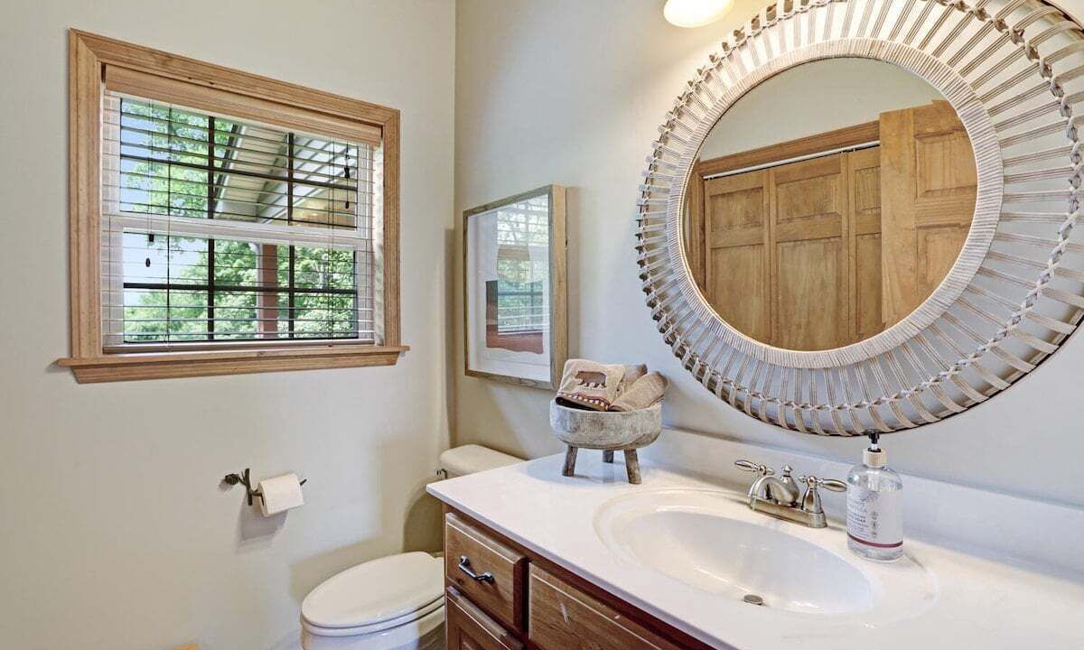 Photo of Bathroom in Young Harris