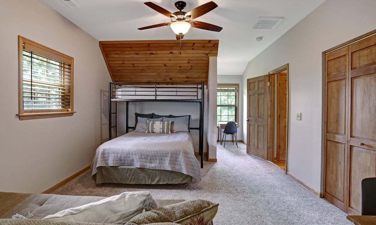 Photo of Bedroom in Young Harris
