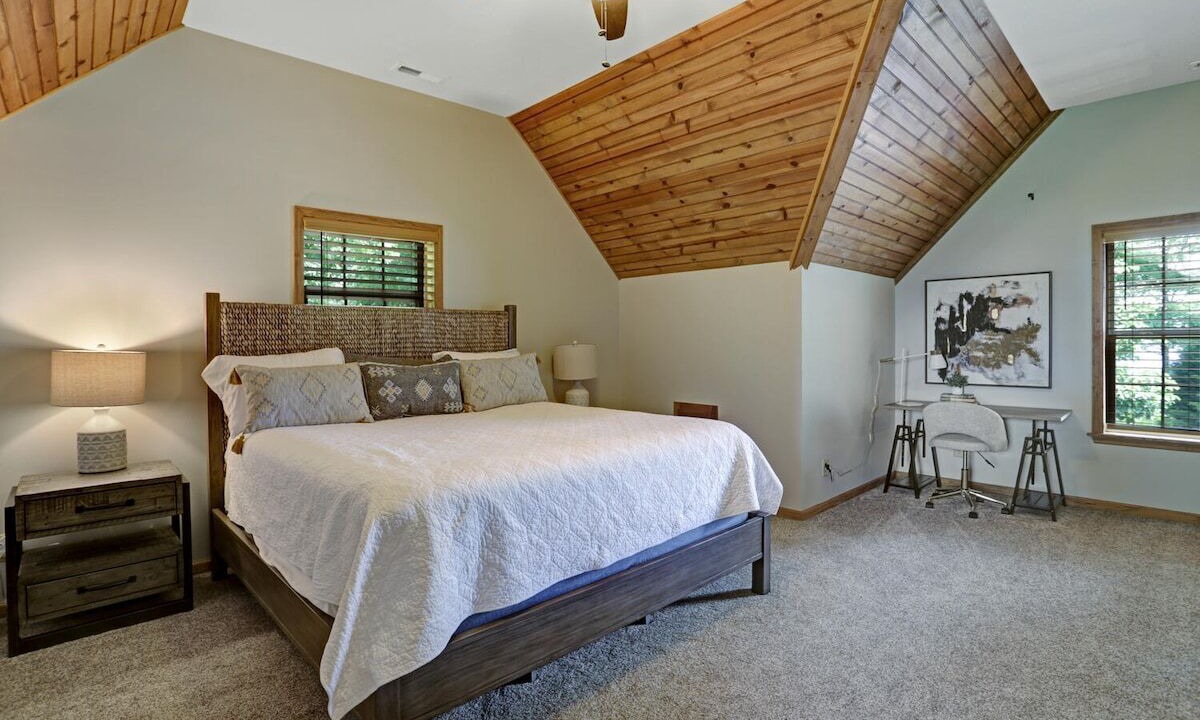 Photo of Bedroom in Young Harris