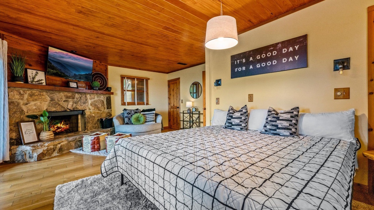 Photo of Livingroom in Smoky Mountains