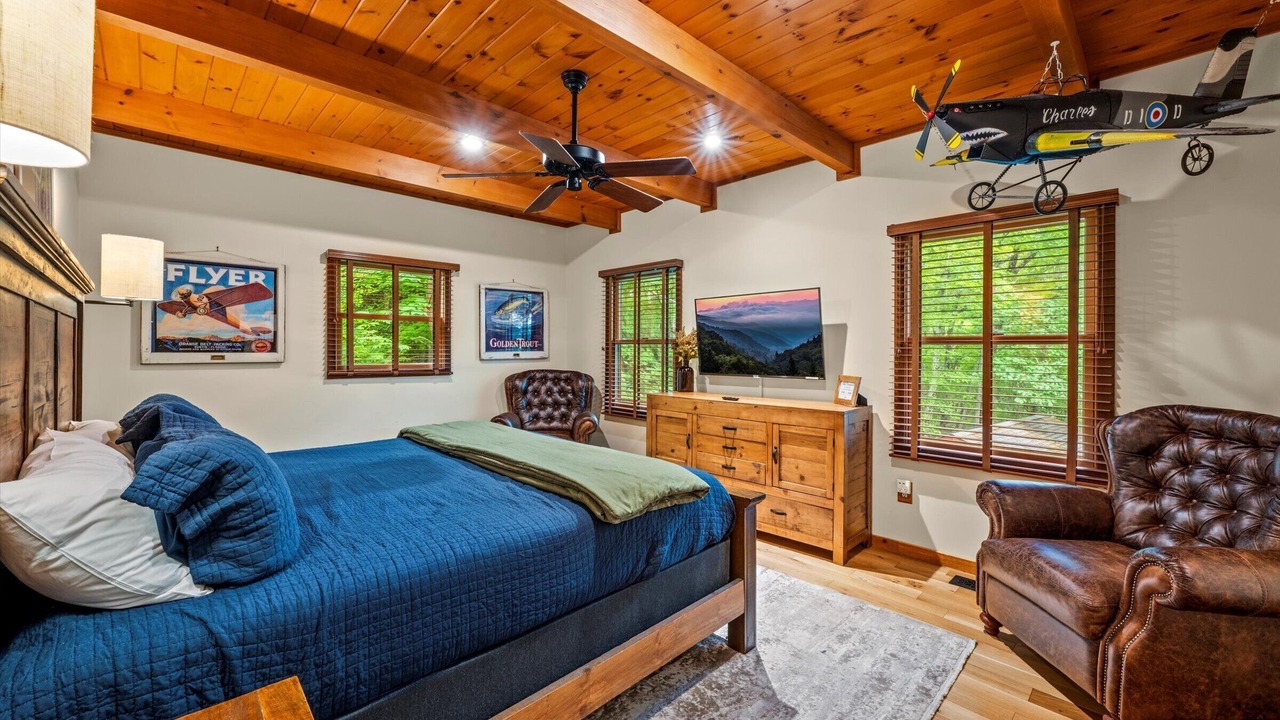 Photo of Others in Smoky Mountains