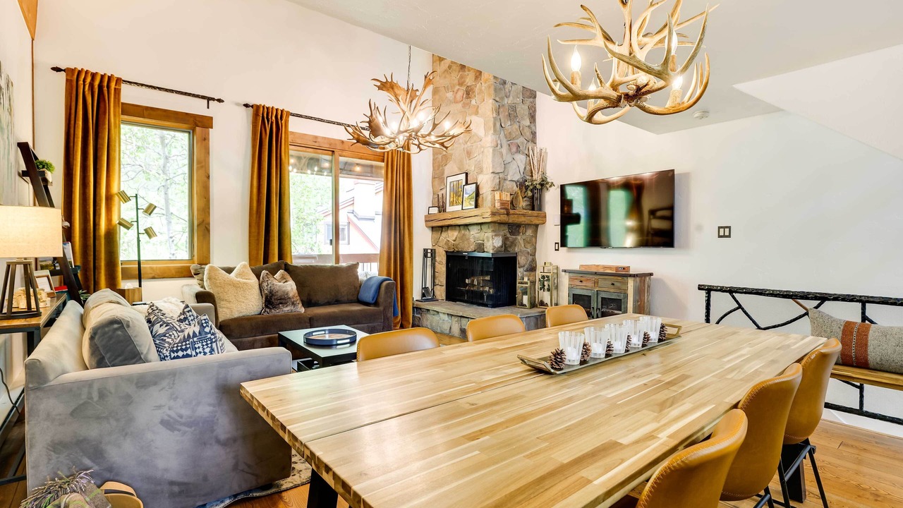 Photo of Livingroom in Vail