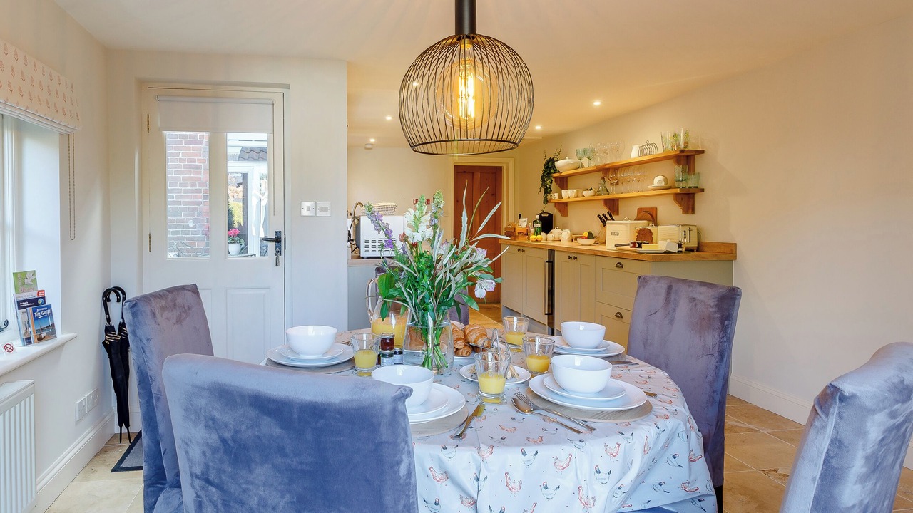 Photo of Others in Holt