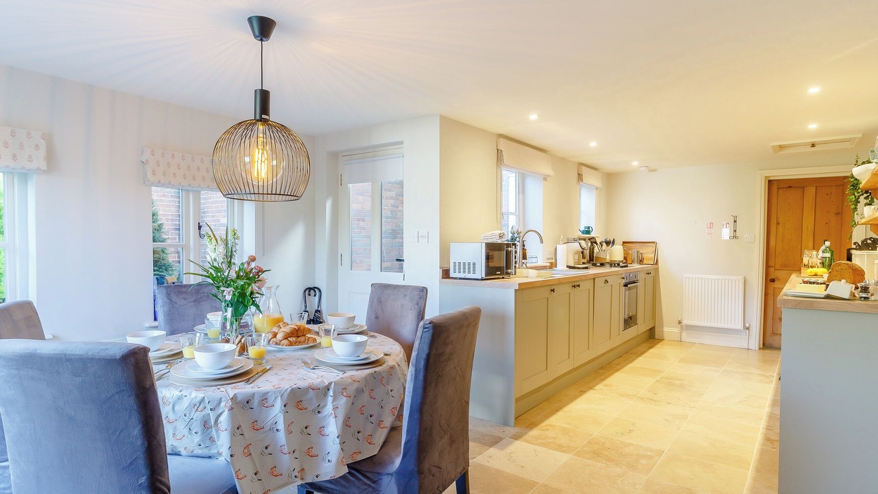 Photo of Others in Holt