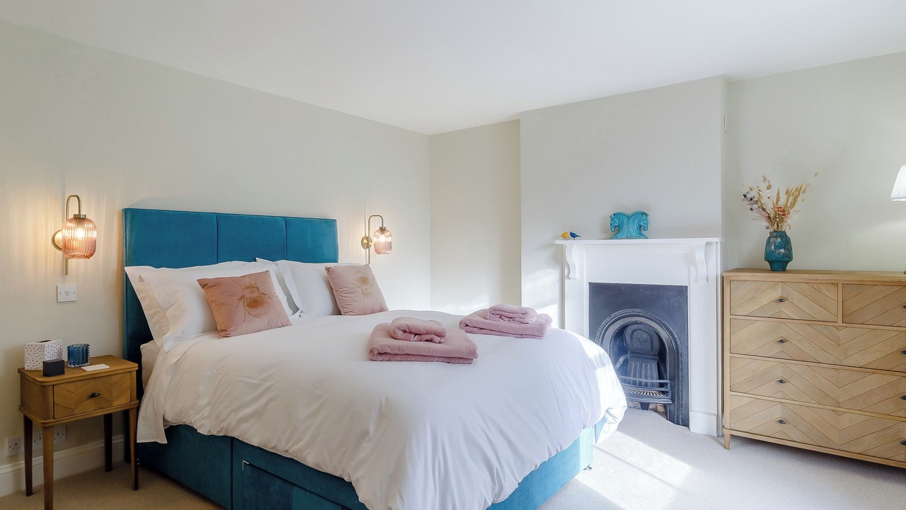 Photo of Others in Holt