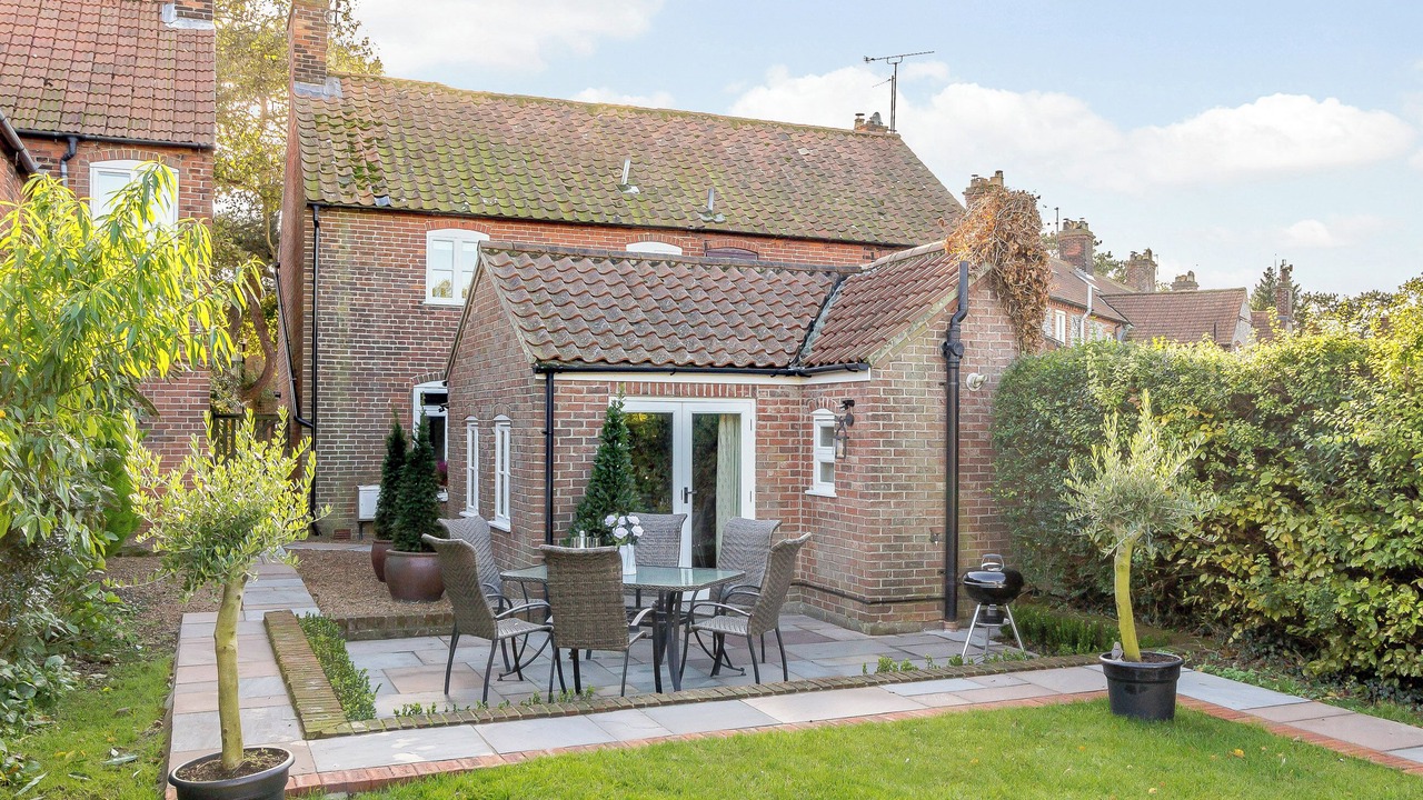 Photo of Outdoor in Holt