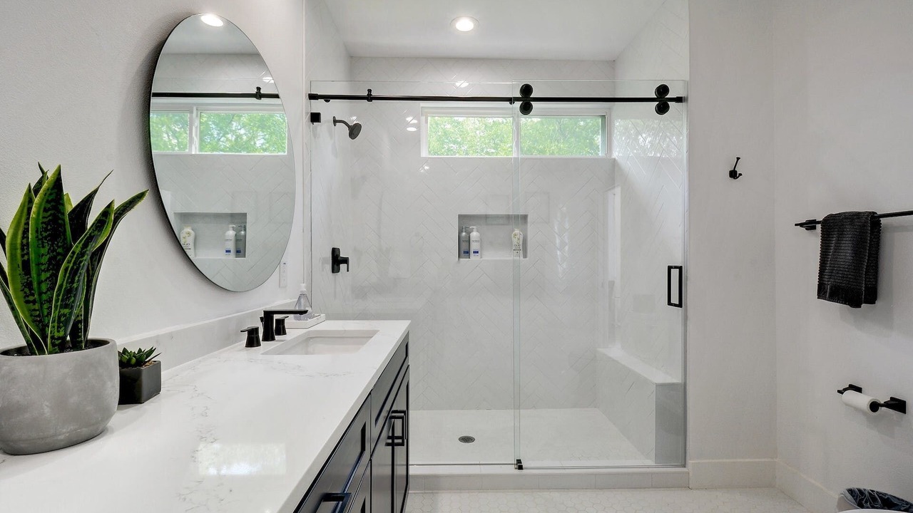 Photo of Bathroom in Highland