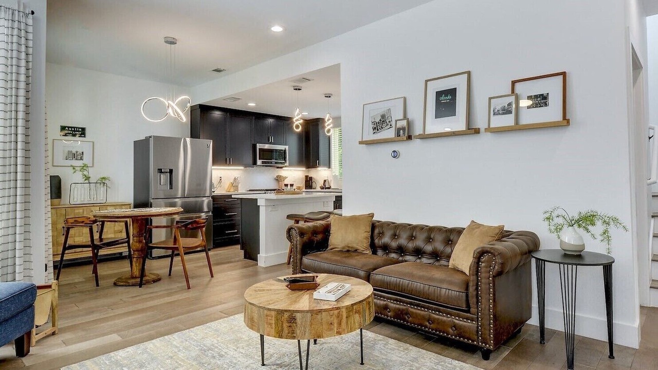 Photo of Livingroom in Highland