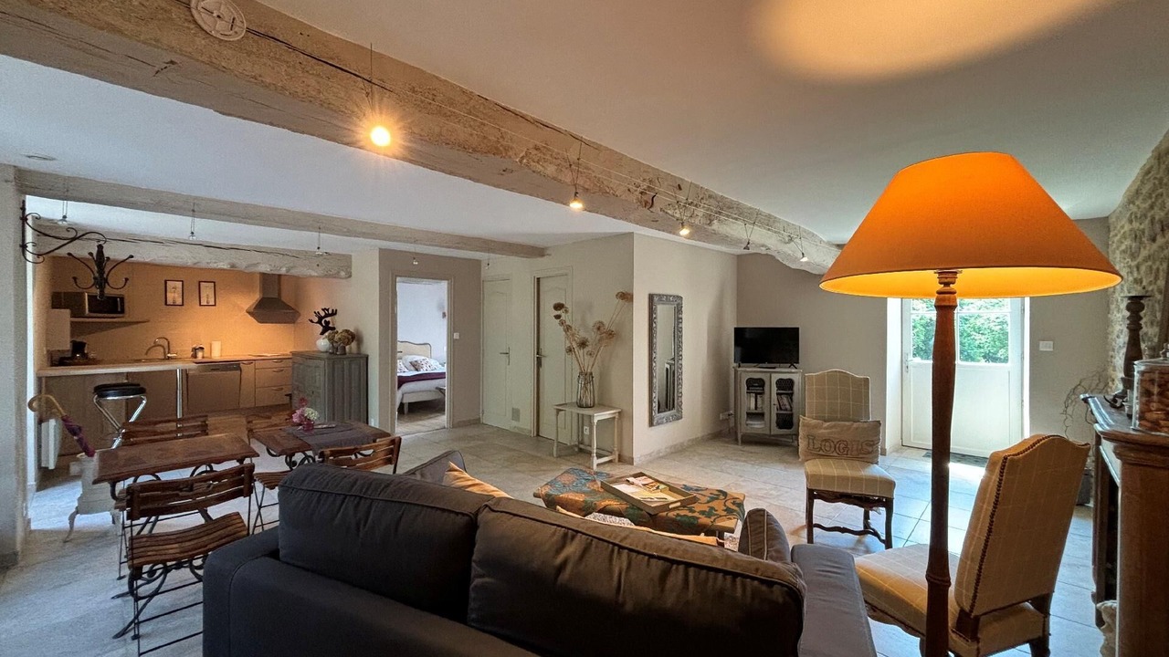 Photo of Livingroom in Saint-Etienne-en-Cogles
