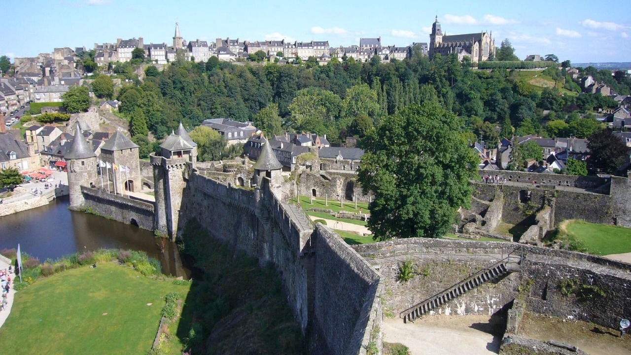Photo of Others in Saint-Etienne-en-Cogles