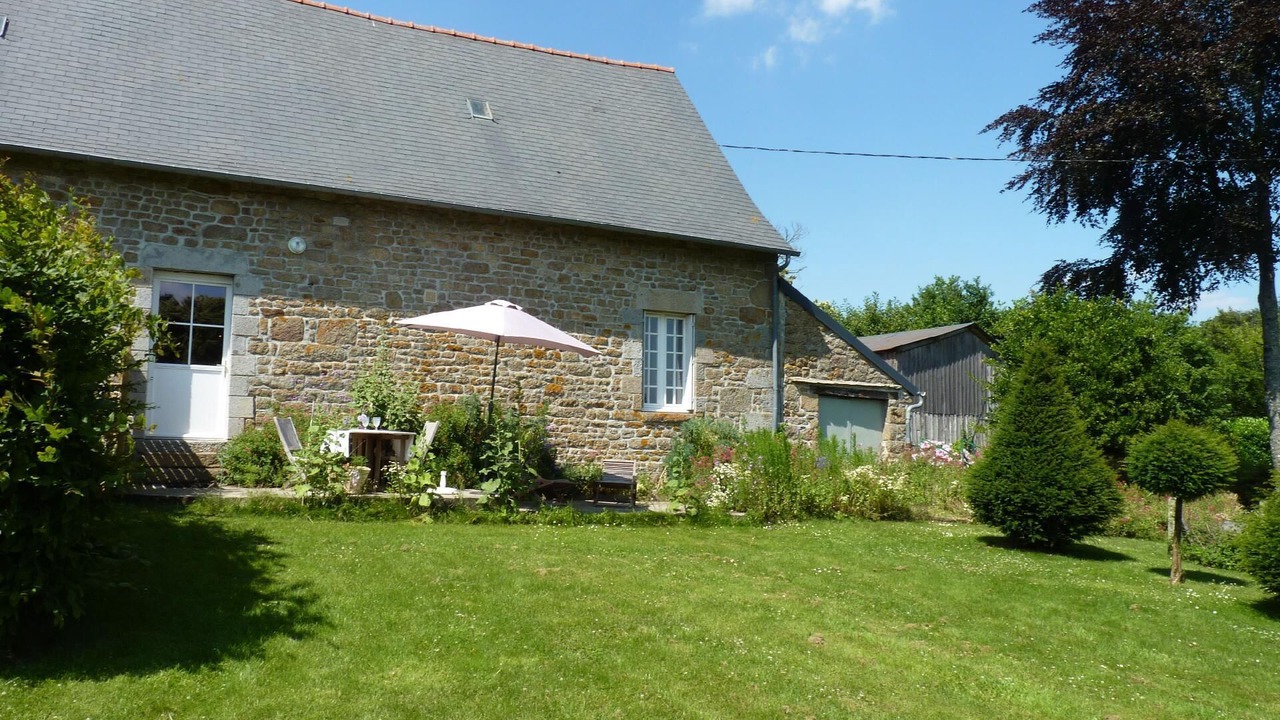 Photo of Outdoor in Saint-Etienne-en-Cogles