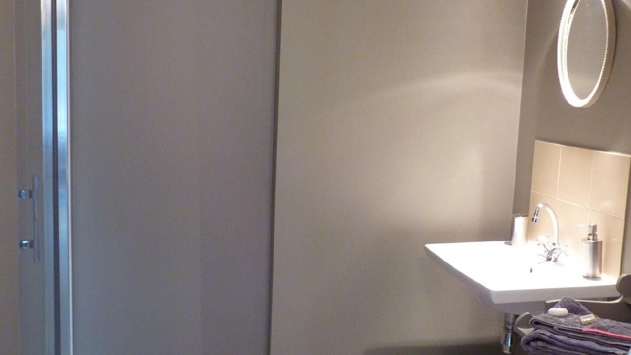 Photo of Bathroom in Saint-Etienne-en-Cogles