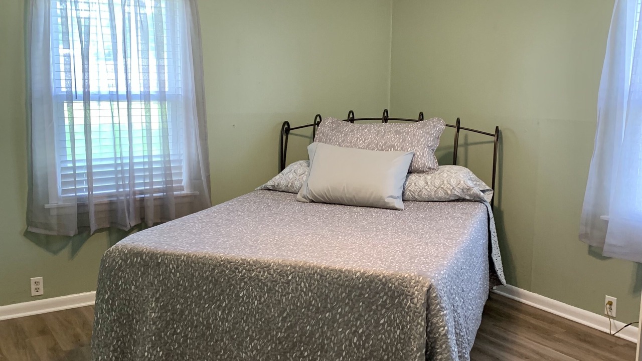 Photo of Bedroom in Prairie Grove