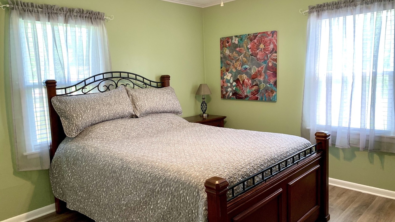 Photo of Bedroom in Prairie Grove