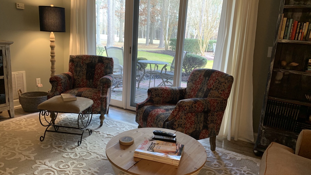 Photo of Livingroom in Hertford
