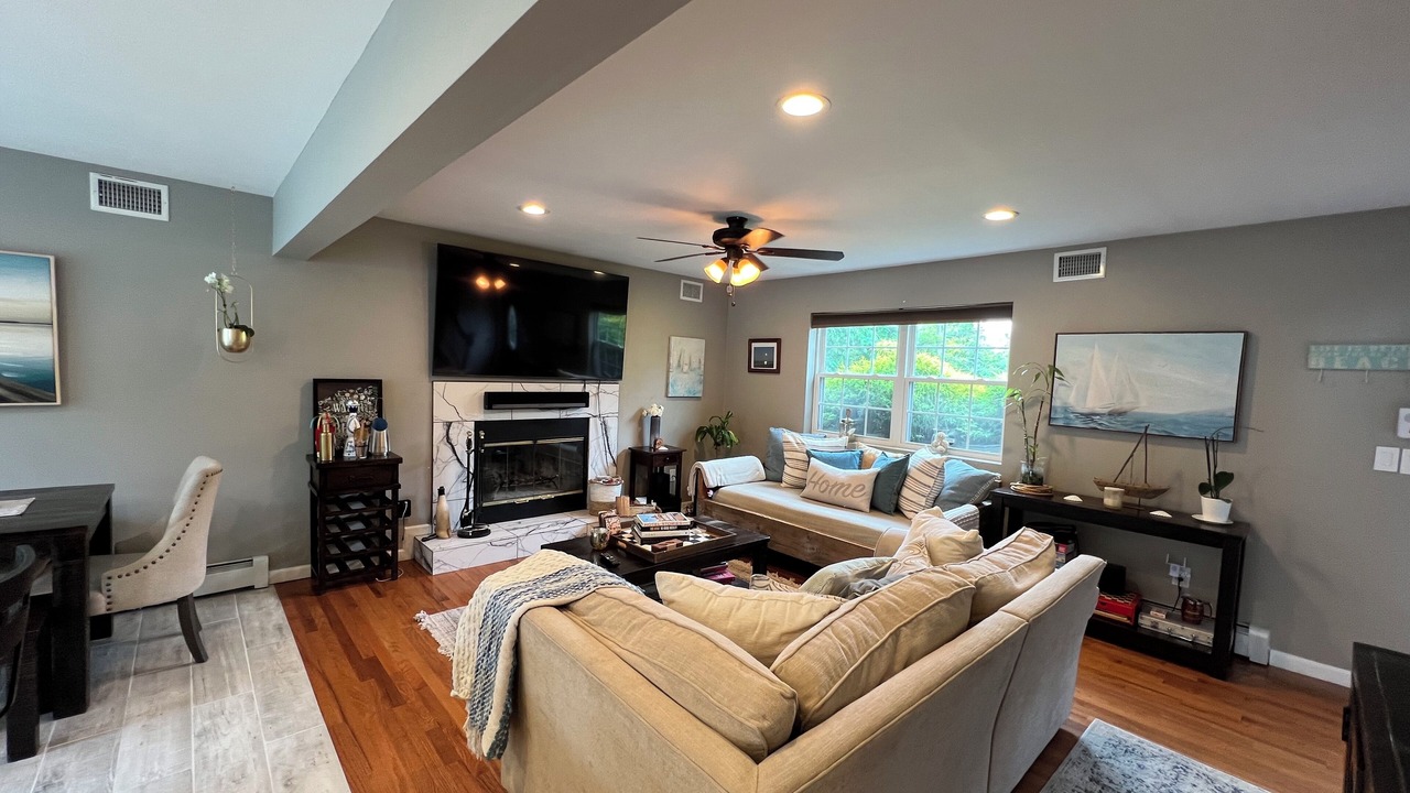 Photo of Livingroom in East Quogue