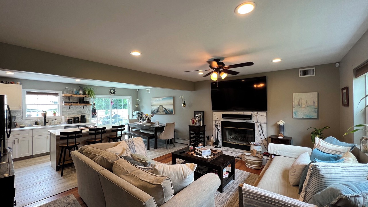 Photo of Livingroom in East Quogue
