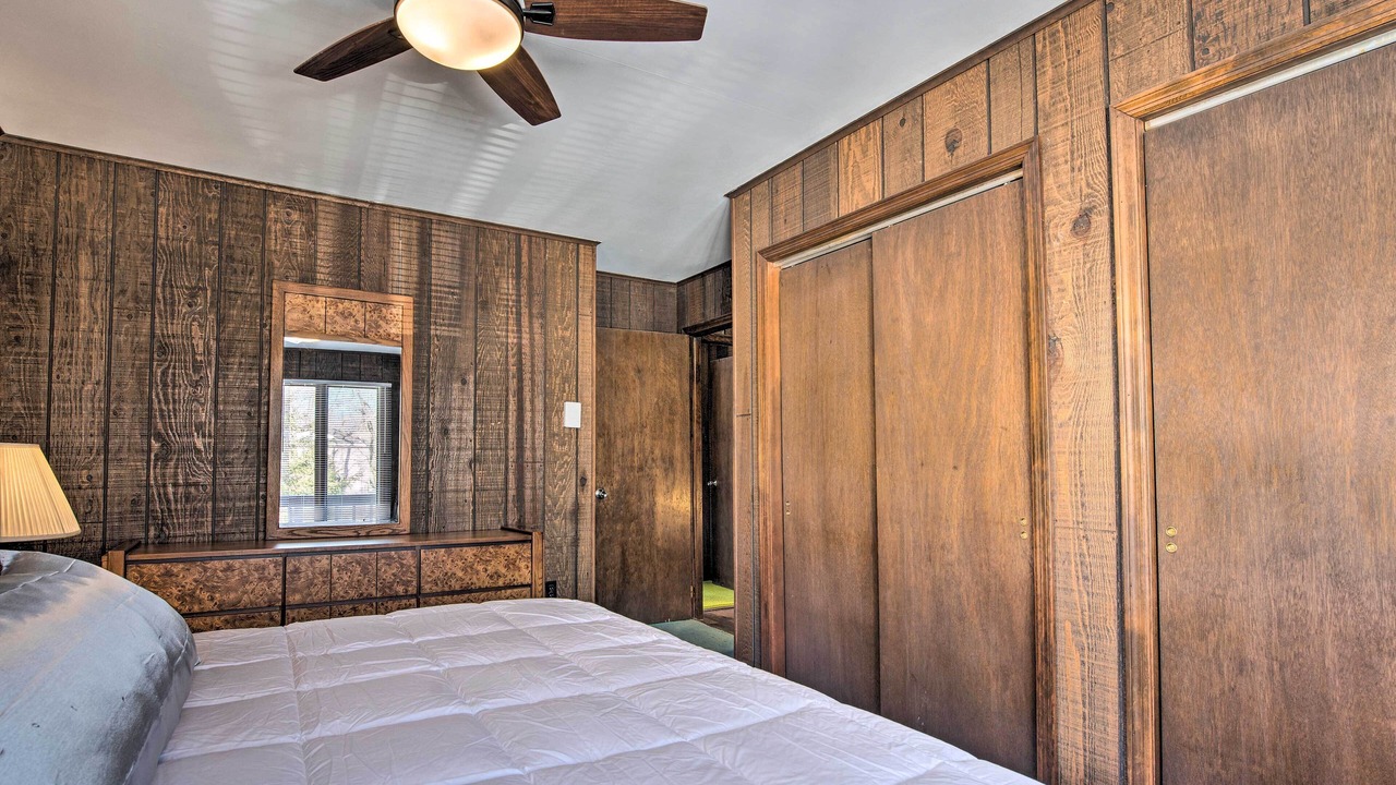 Photo of Bedroom in Briar Crest Woods