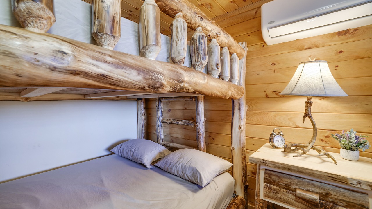 Photo of Bedroom in Village at Camelback