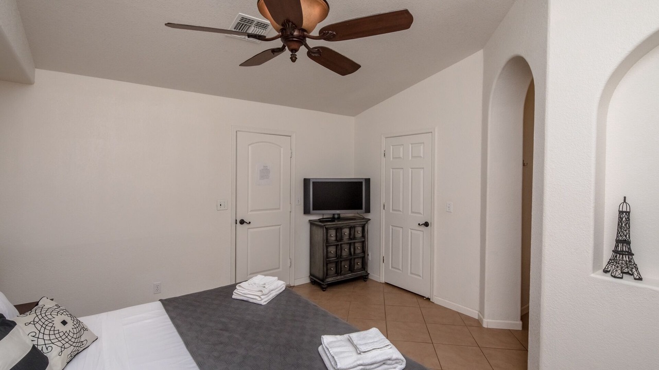 Photo of Bedroom in Mohave Valley