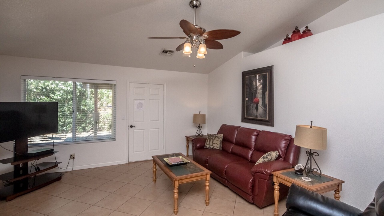 Photo of Livingroom in Mohave Valley