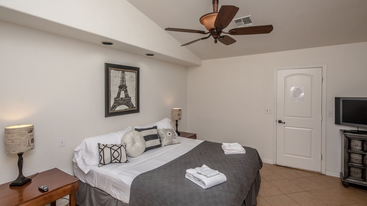 Photo of Bedroom in Mohave Valley