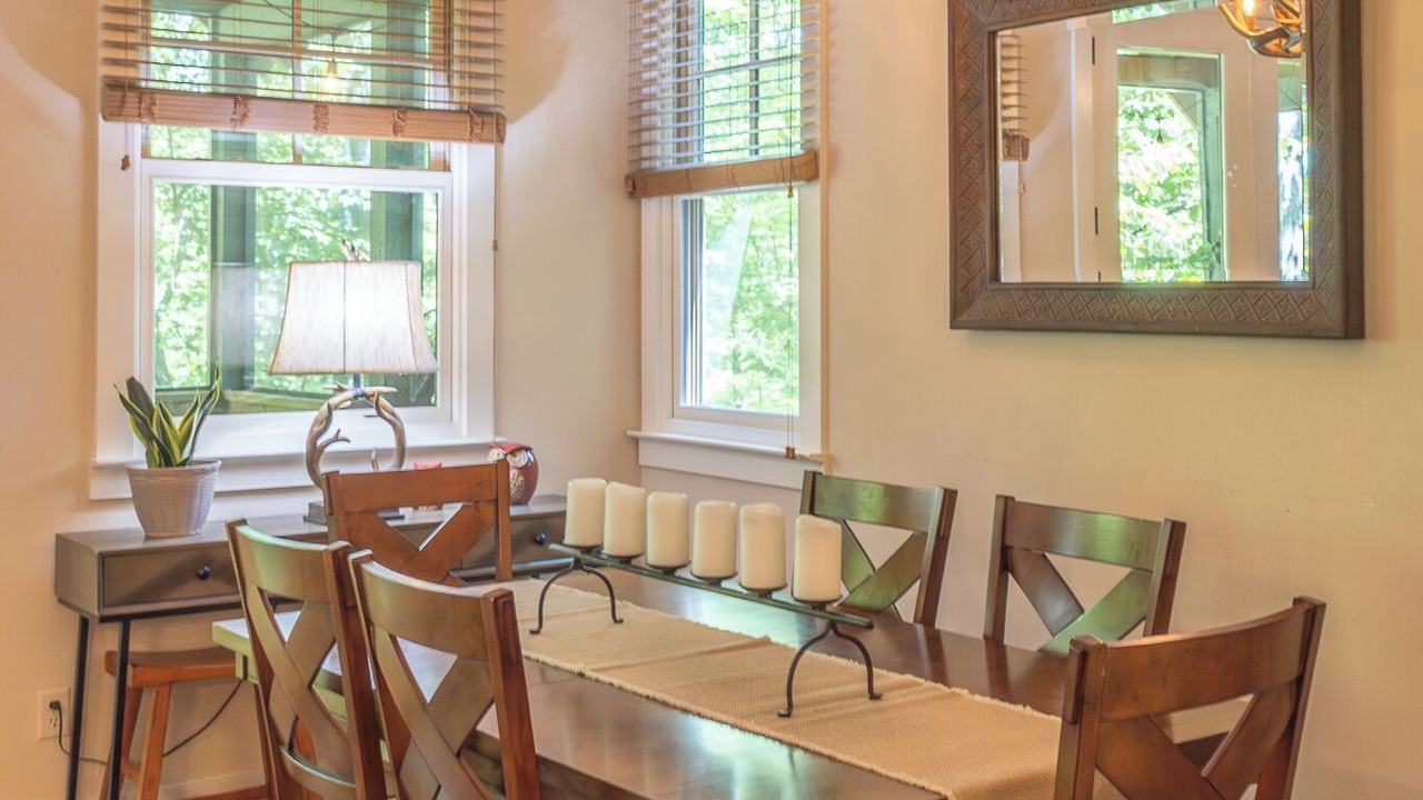 Photo of Livingroom in Bear Lake Reserve