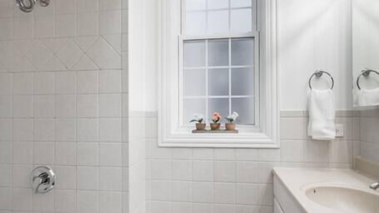 Photo of Bathroom in Wrigleyville