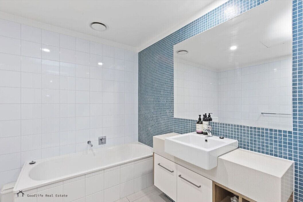 Photo of Bathroom in Apollo Bay