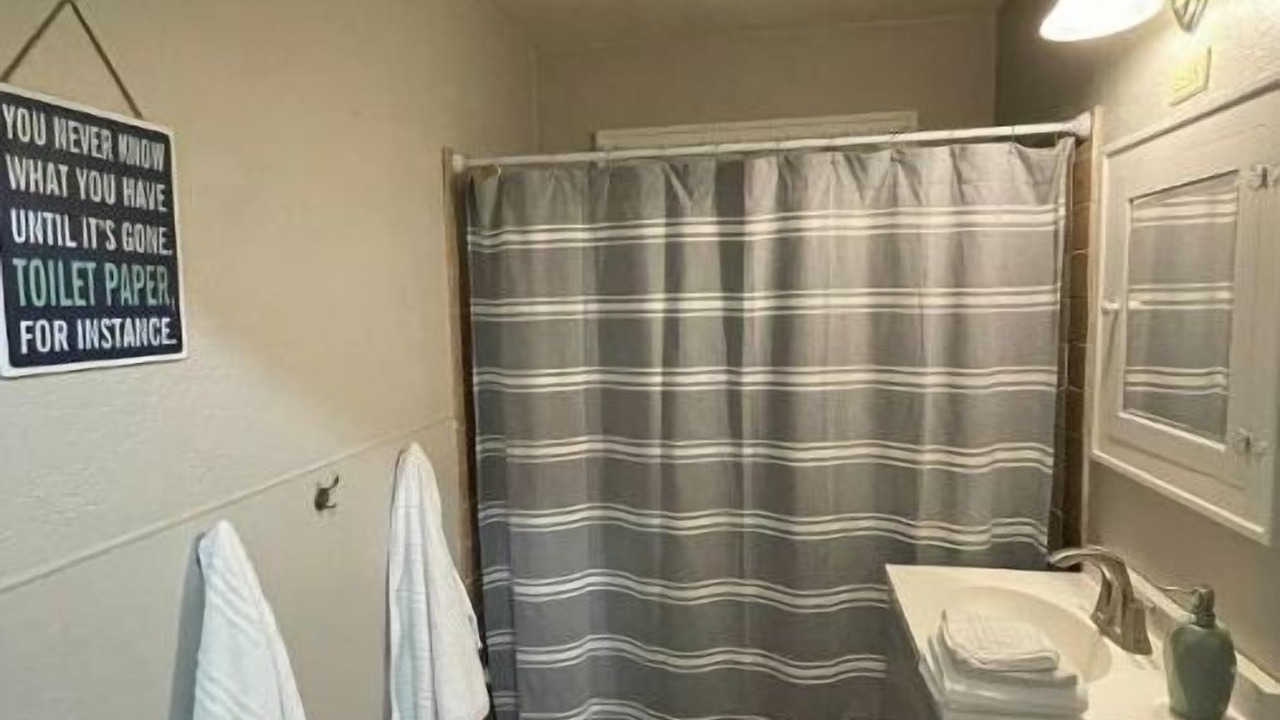 Photo of Bathroom in Ponca City