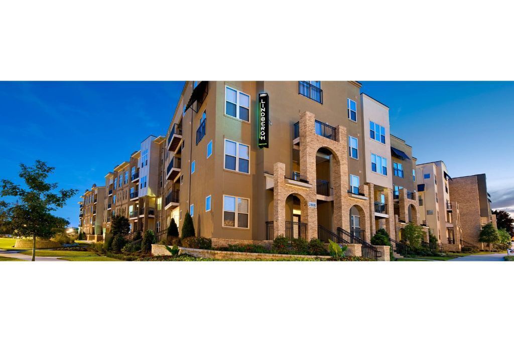 Photo of Outdoor in Lindbergh