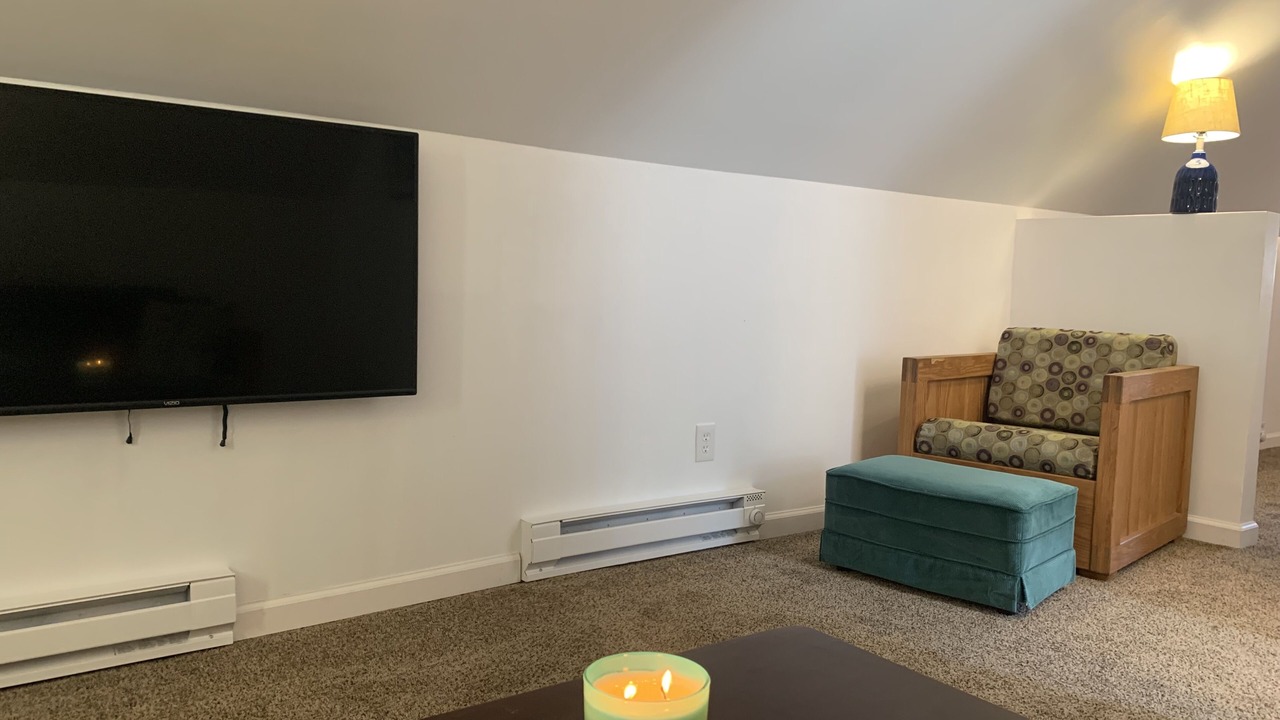 Photo of Livingroom in Bayview