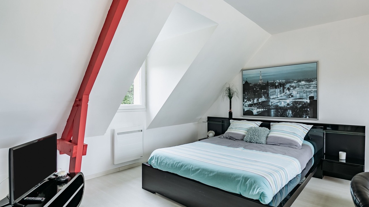 Photo of Bedroom in Tremereuc