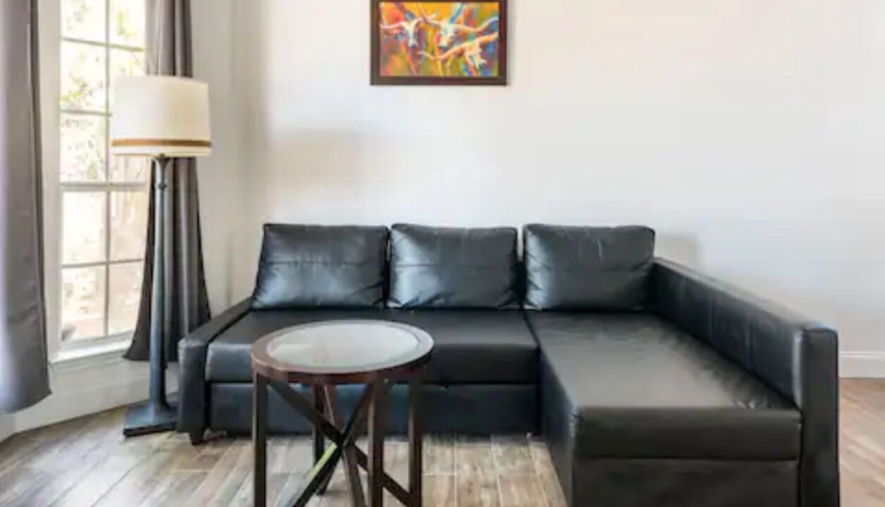 Photo of Livingroom in Round Rock