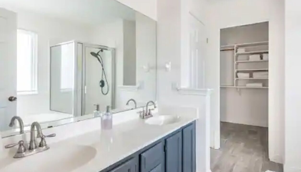 Photo of Bathroom in Round Rock