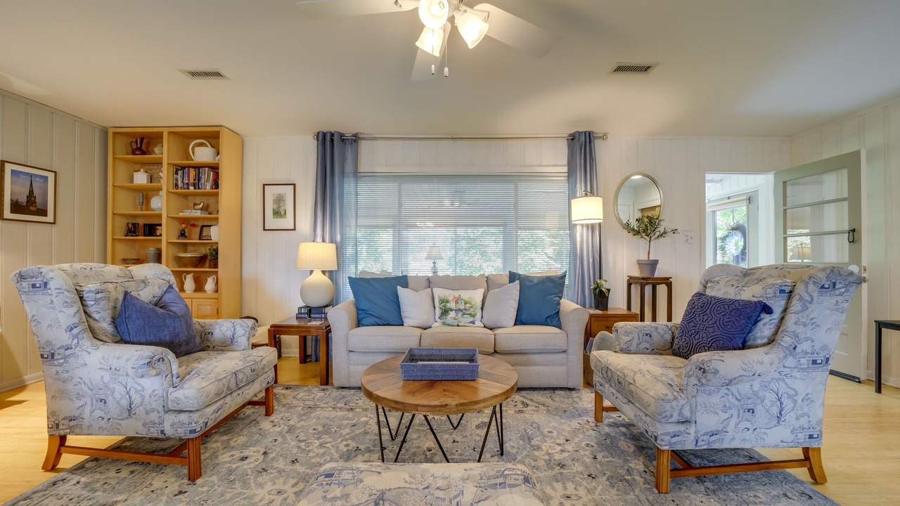 Photo of Livingroom in Lake Junaluska