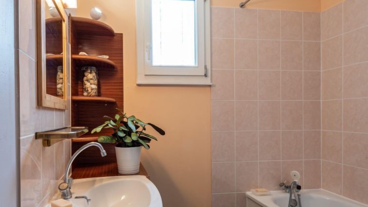 Photo of Bathroom in Denneville