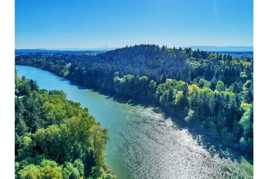 Photo of Others in Newberg