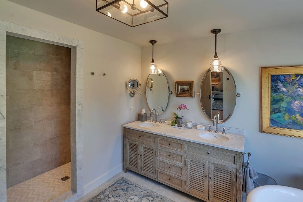 Photo of Bathroom in Newberg