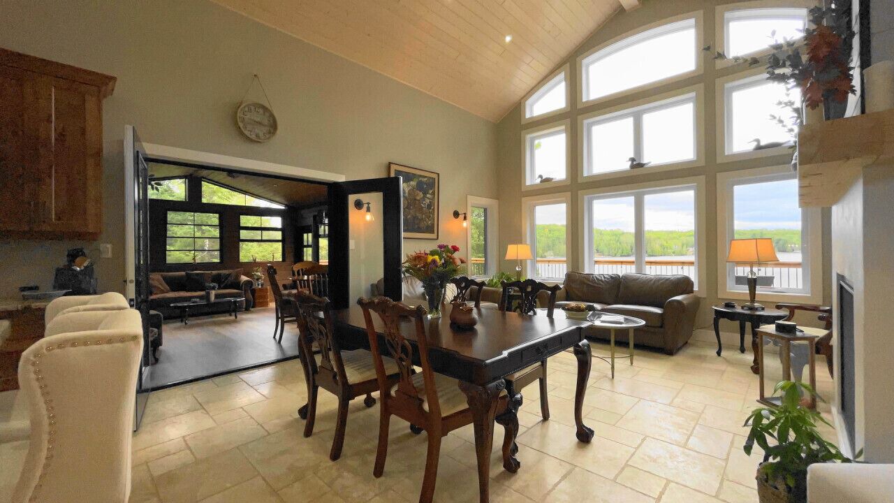 Photo of Livingroom in Tudor and Cashel