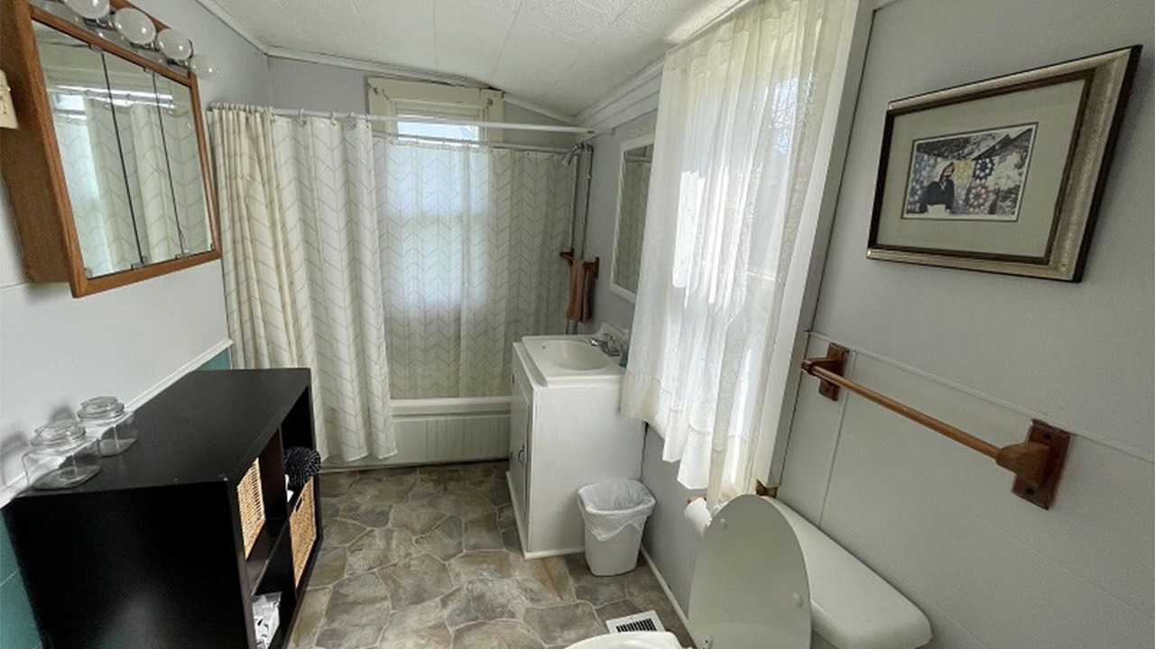 Photo of Bathroom in Ferriday