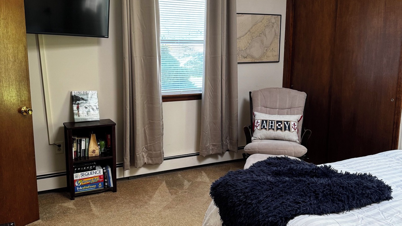 Photo of Bedroom in Laurel