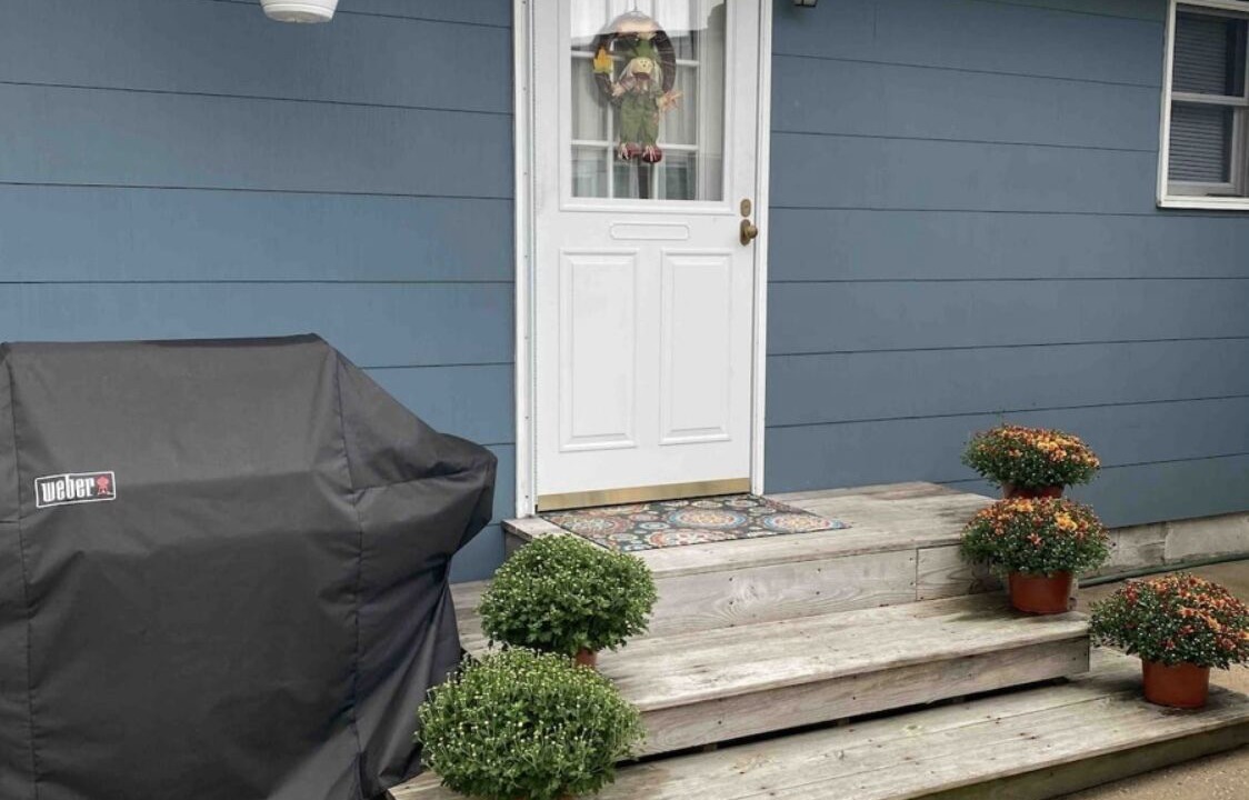 Photo of Patio Balcony in Laurel