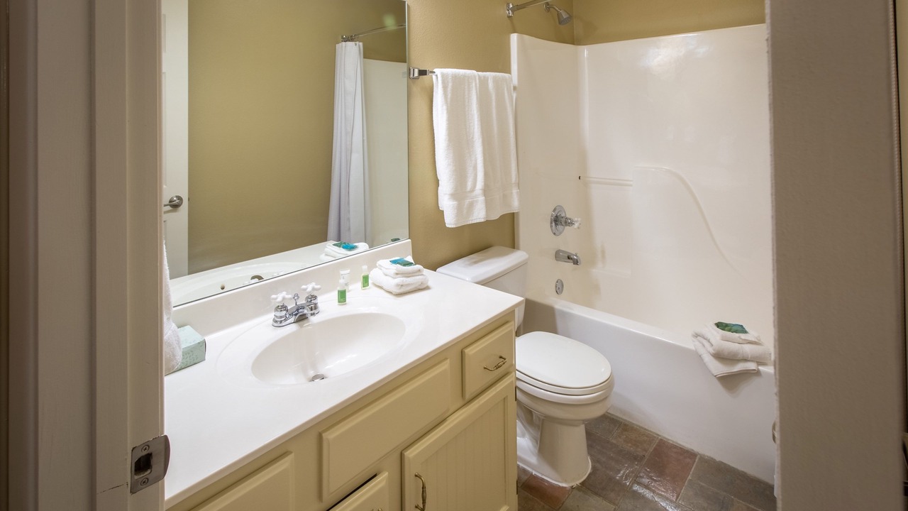 Photo of Bathroom in De Soto
