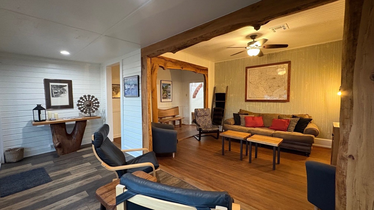 Photo of Livingroom in Salado