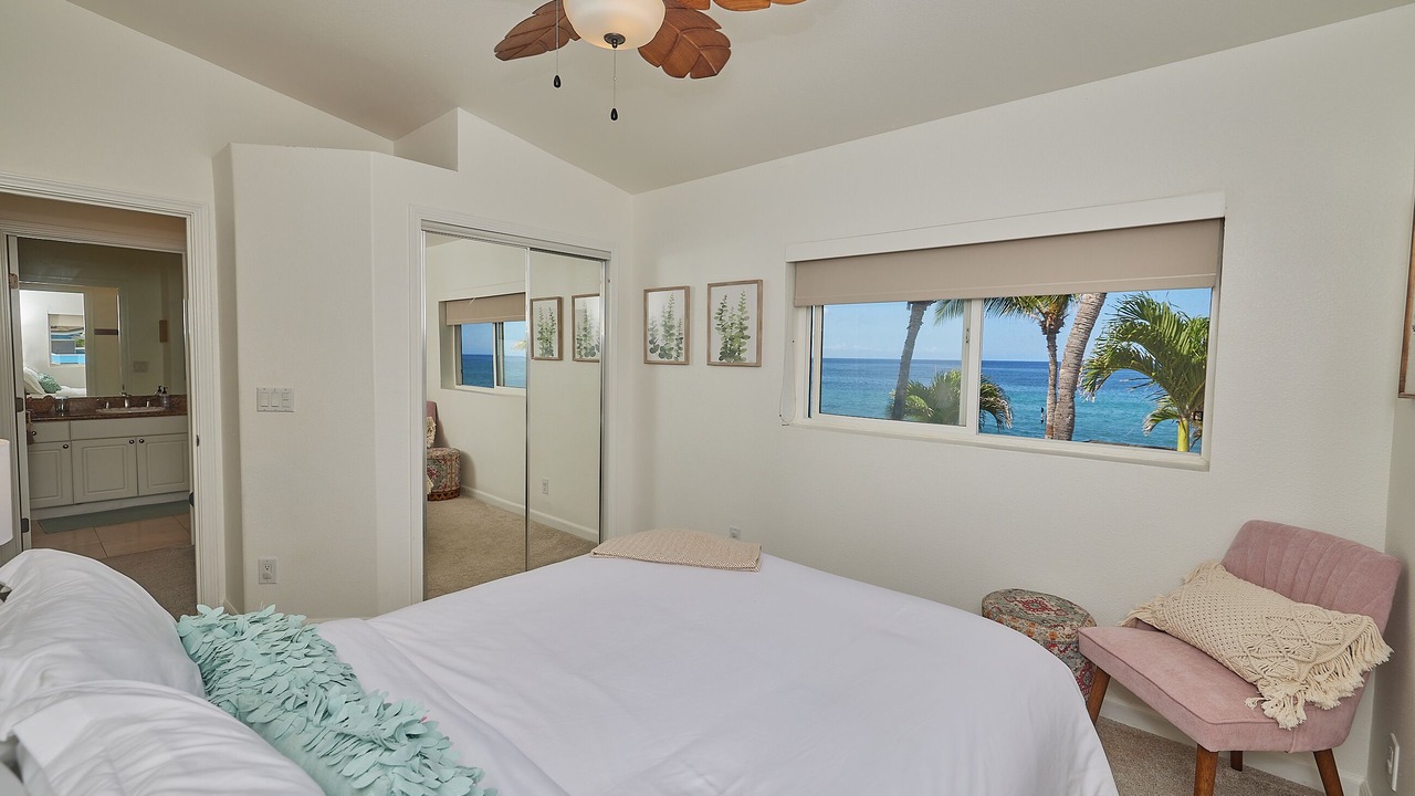 Photo of Bedroom in Makaha