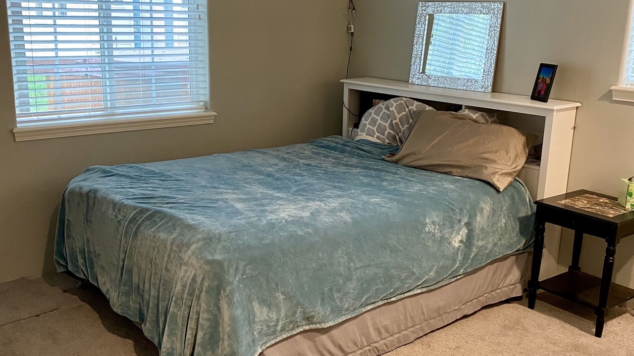 Photo of Bedroom in Central Point