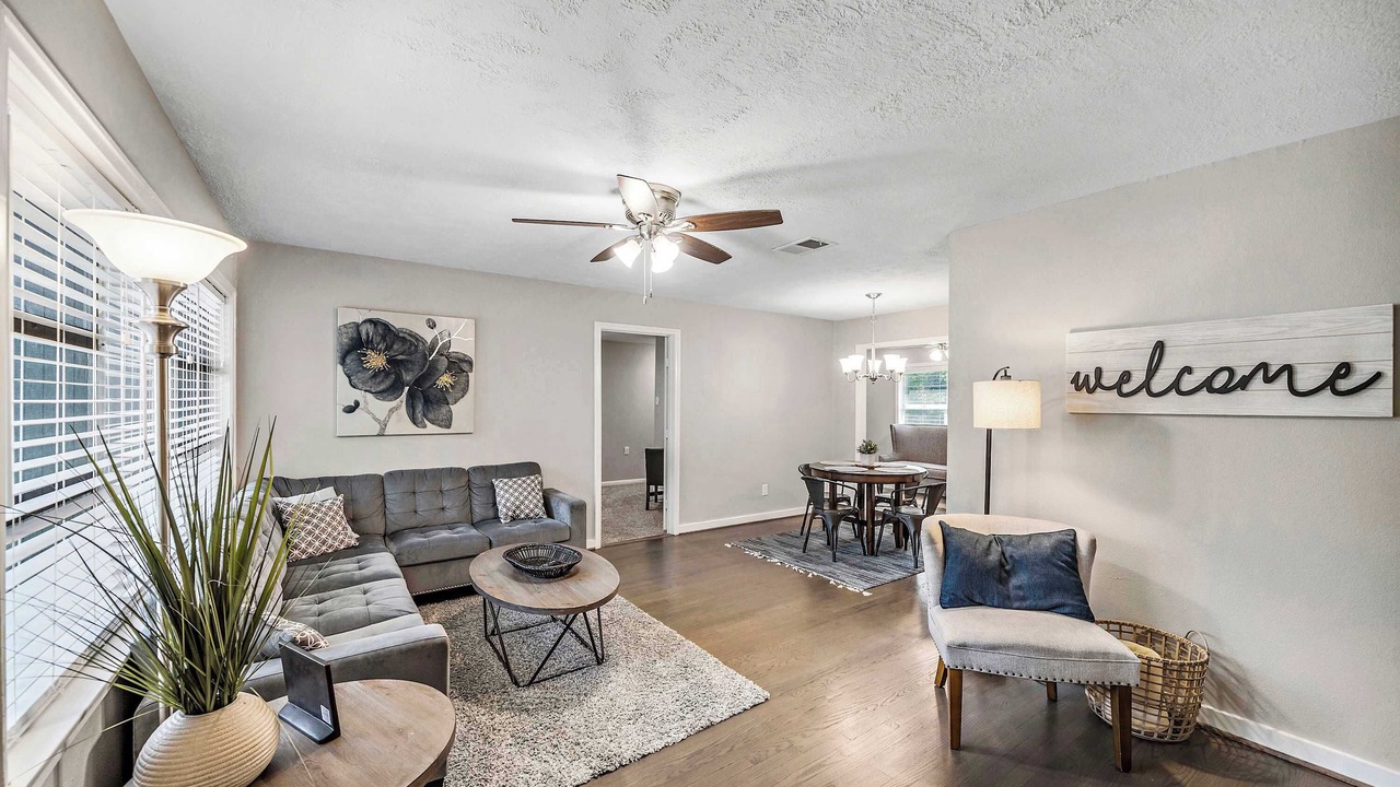 Photo of Bedroom in Pasadena