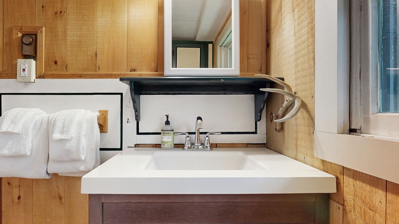 Photo of Bathroom in Lyman