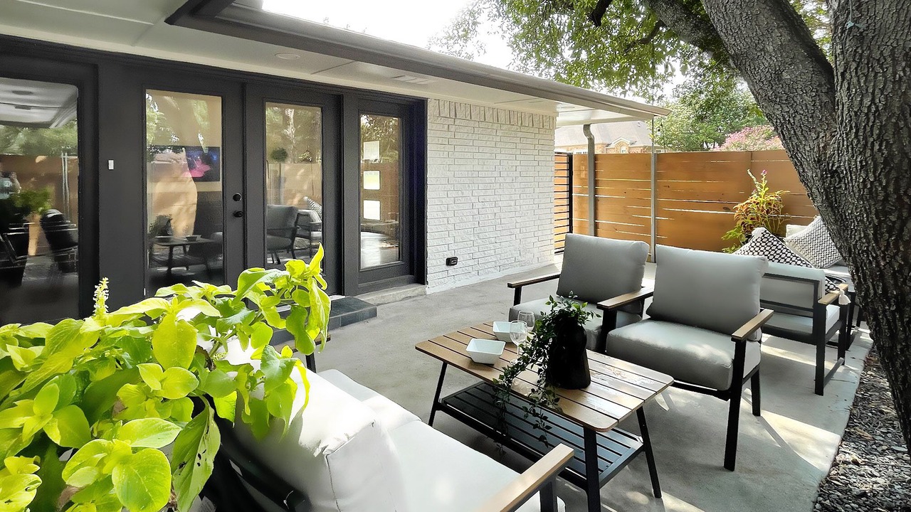 Photo of Patio Balcony in North Dallas